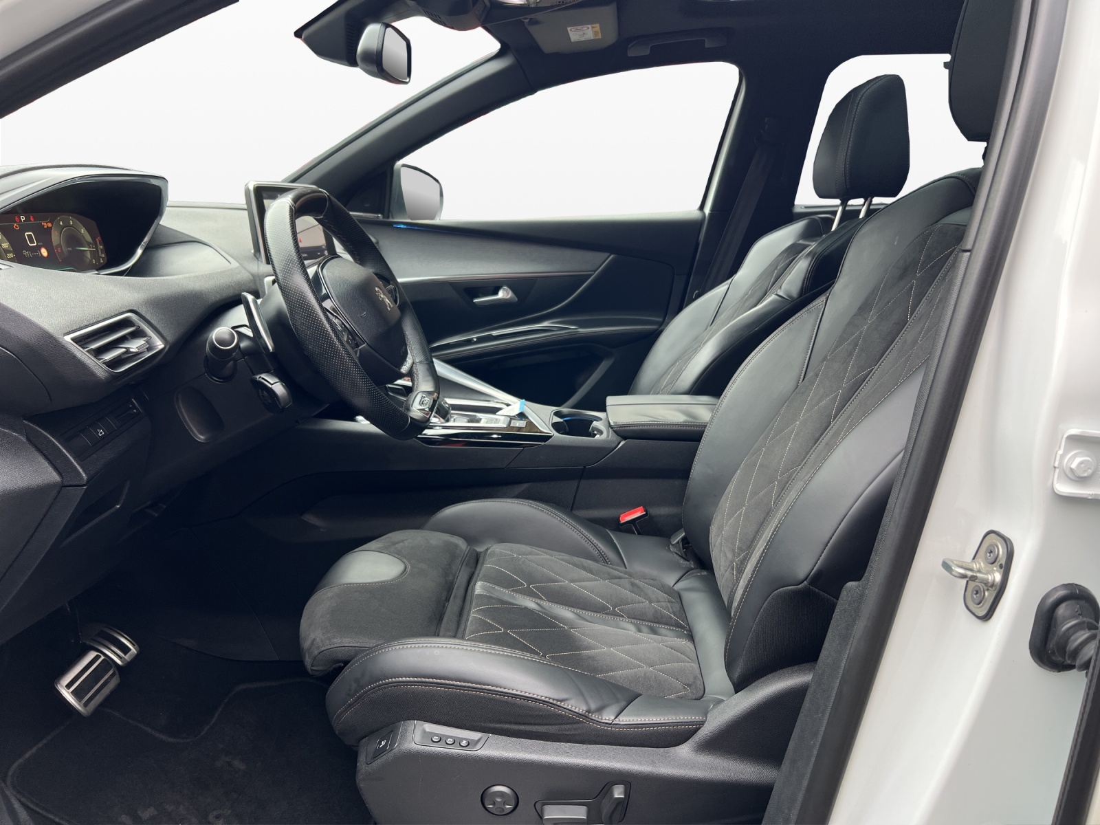 PEUGEOT 5008 2.0 BlueHDi GT EAT-image-8