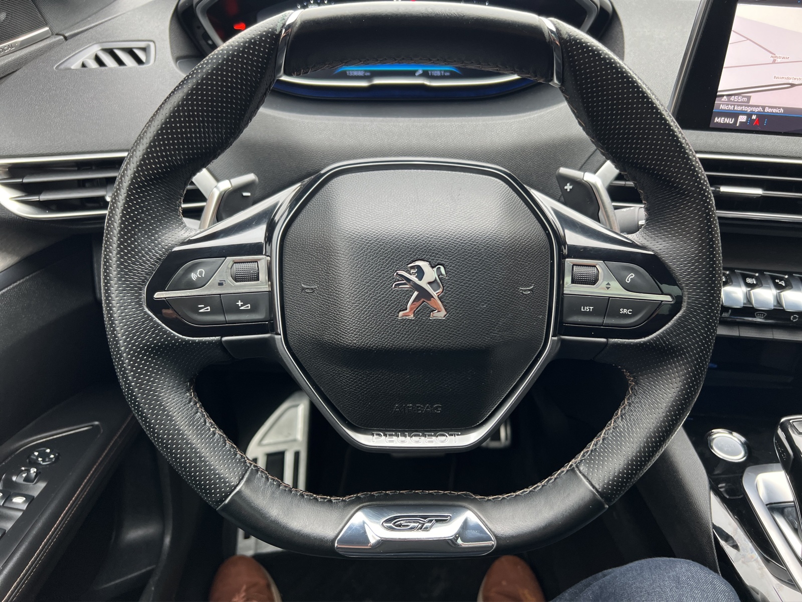 PEUGEOT 5008 2.0 BlueHDi GT EAT-image-10