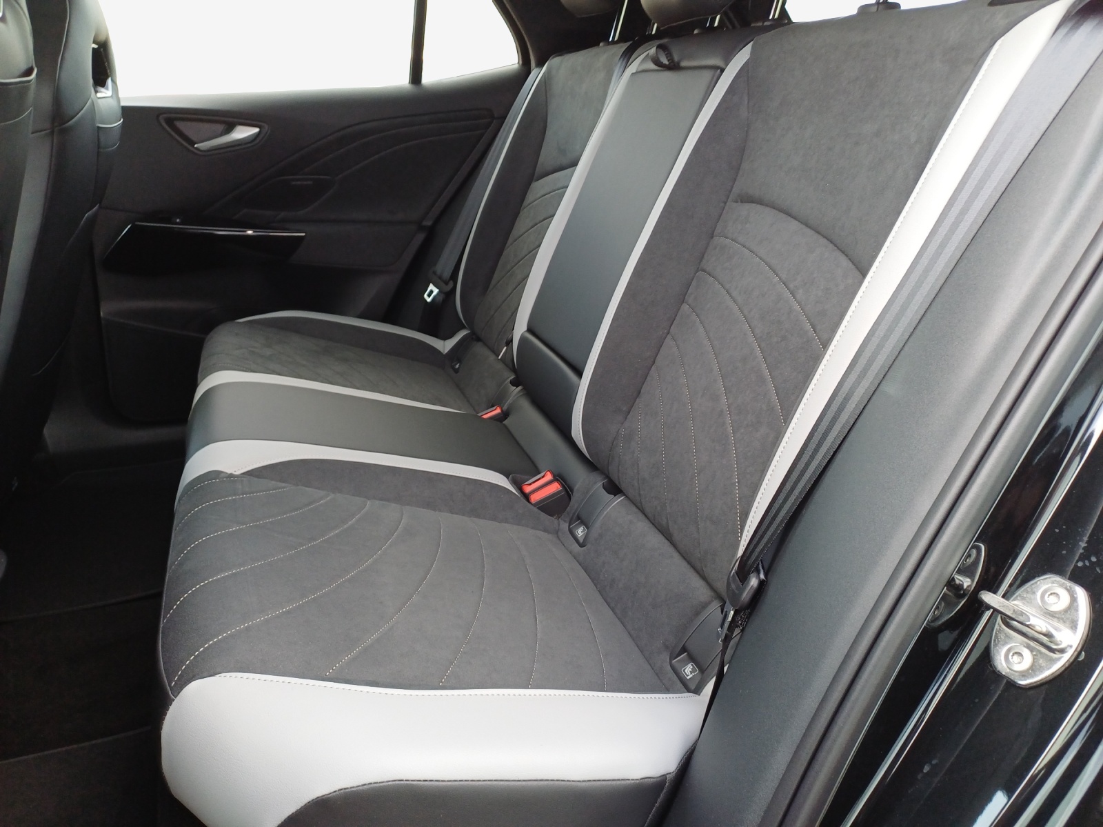 VW ID.3 Pro 52 kWh Pure-image-11