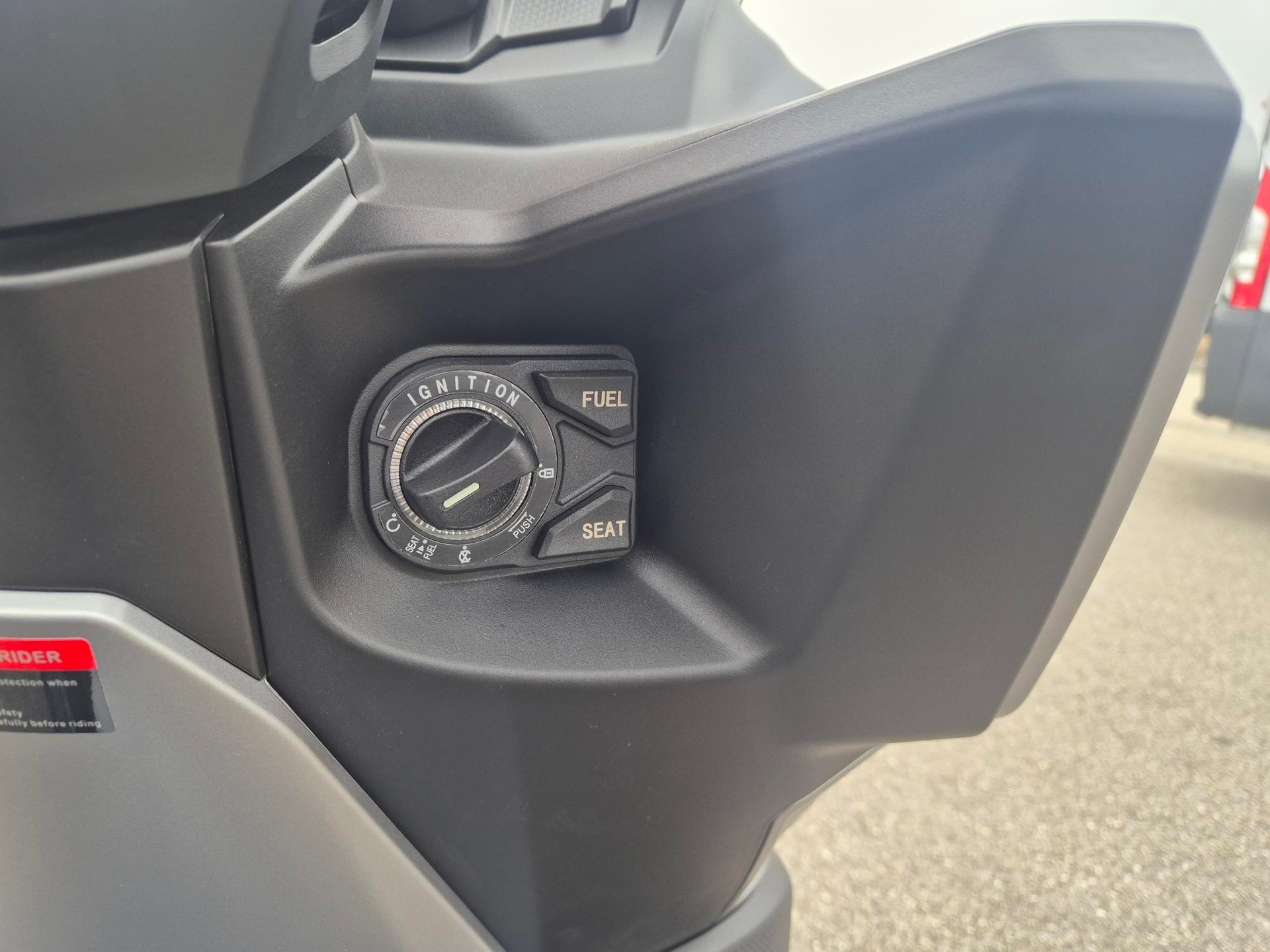 VOGE SR 125GT-image-8