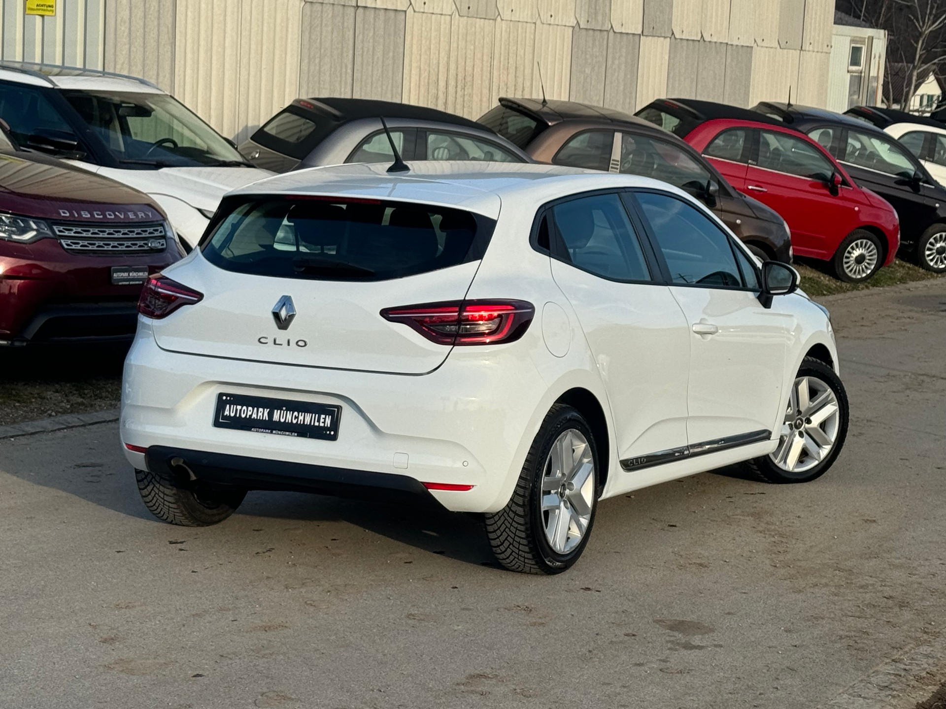 RENAULT Clio 1.0 Business CVT-image-2