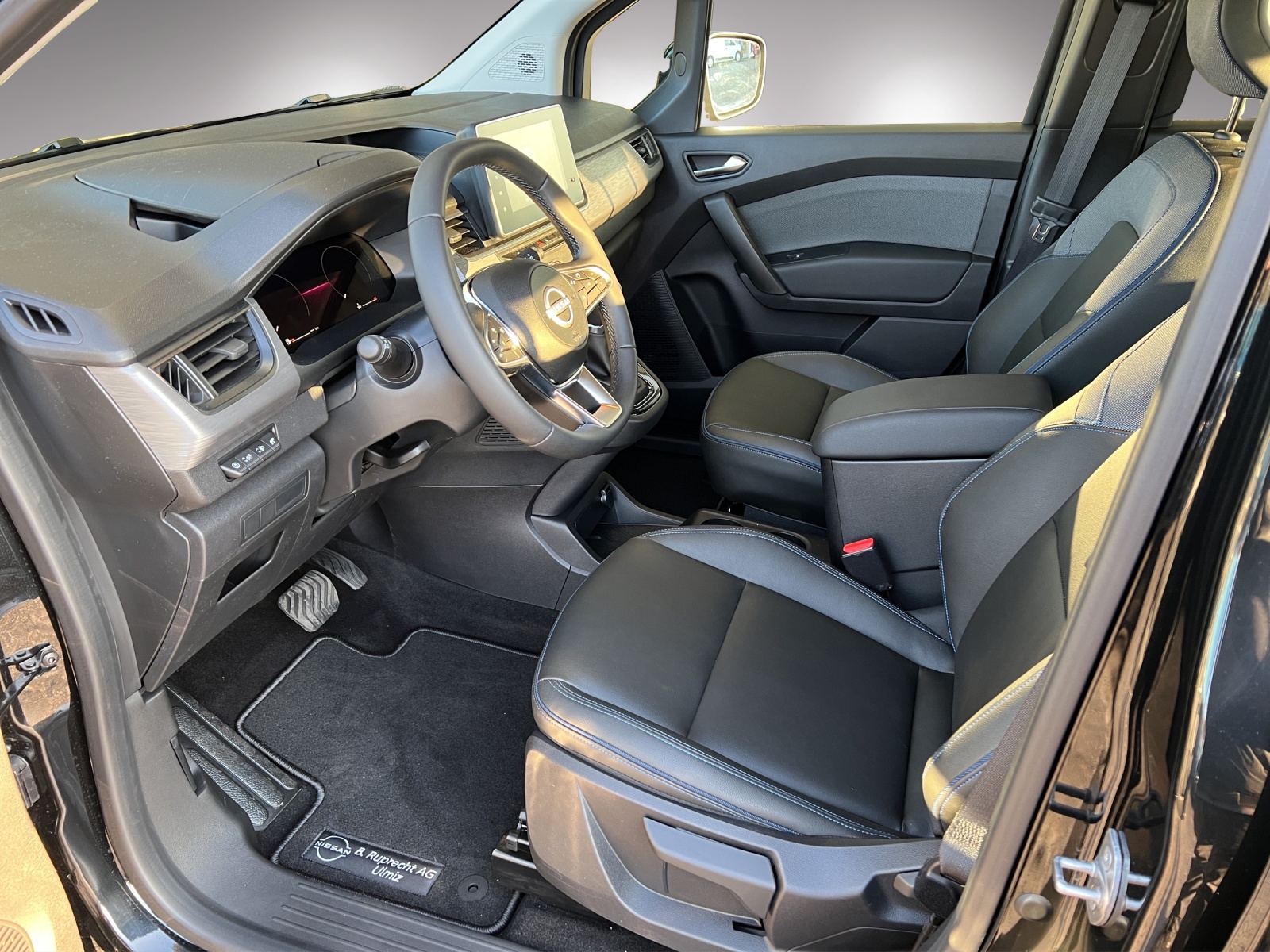 NISSAN Townstar L1 1.3 DIG-T 130 Tekna-image-5