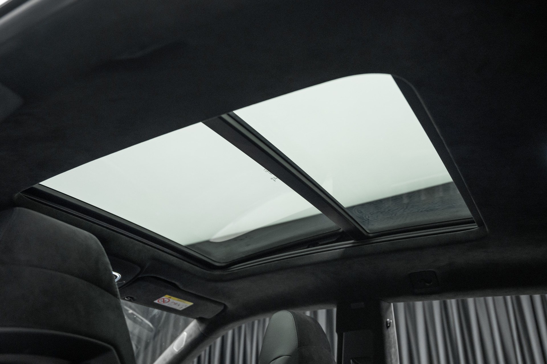 LAMBORGHINI Performante-image-19