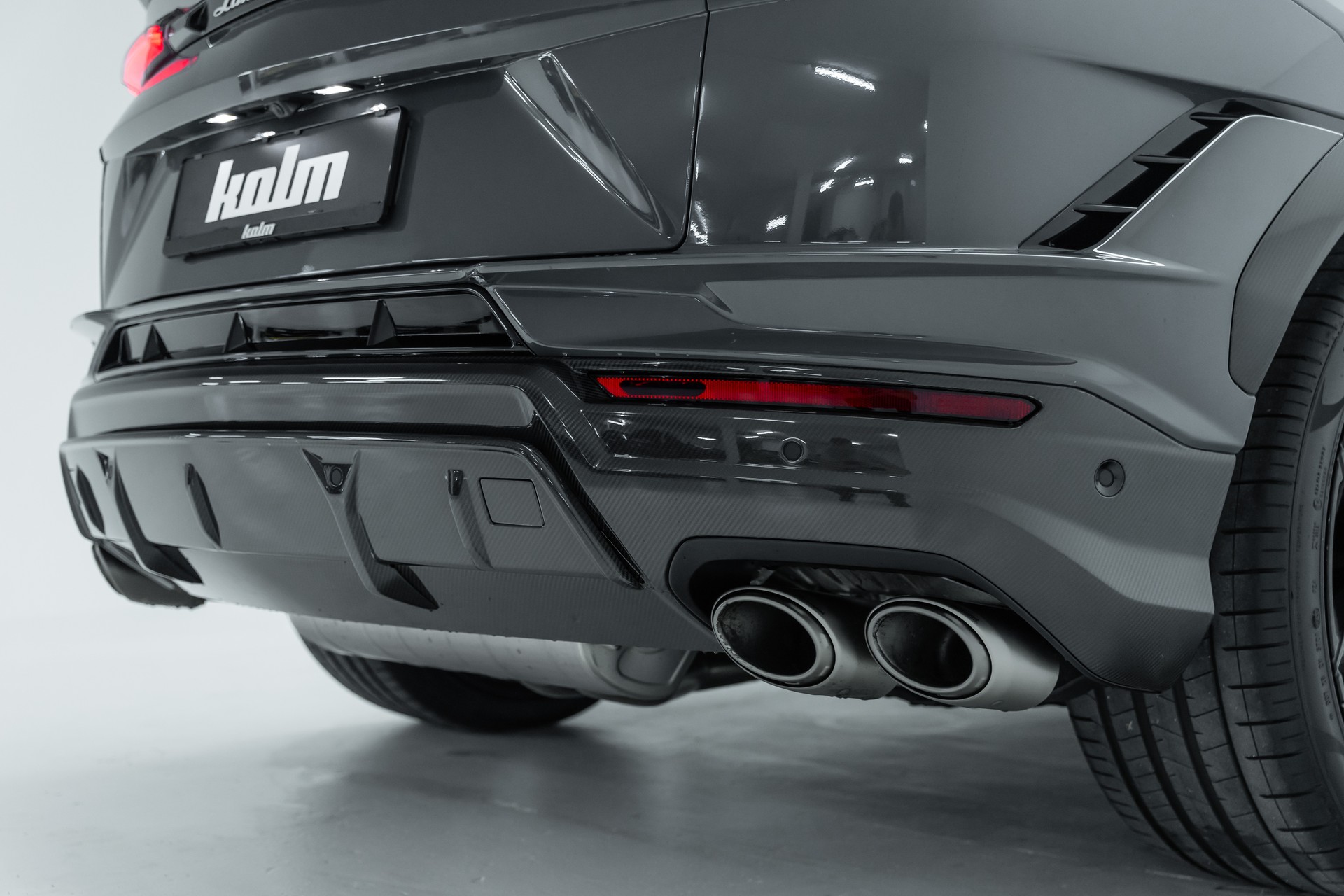 LAMBORGHINI Performante-image-20