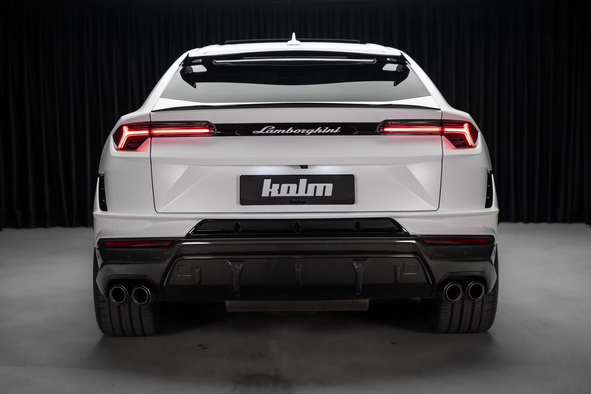 LAMBORGHINI Performante-image-9