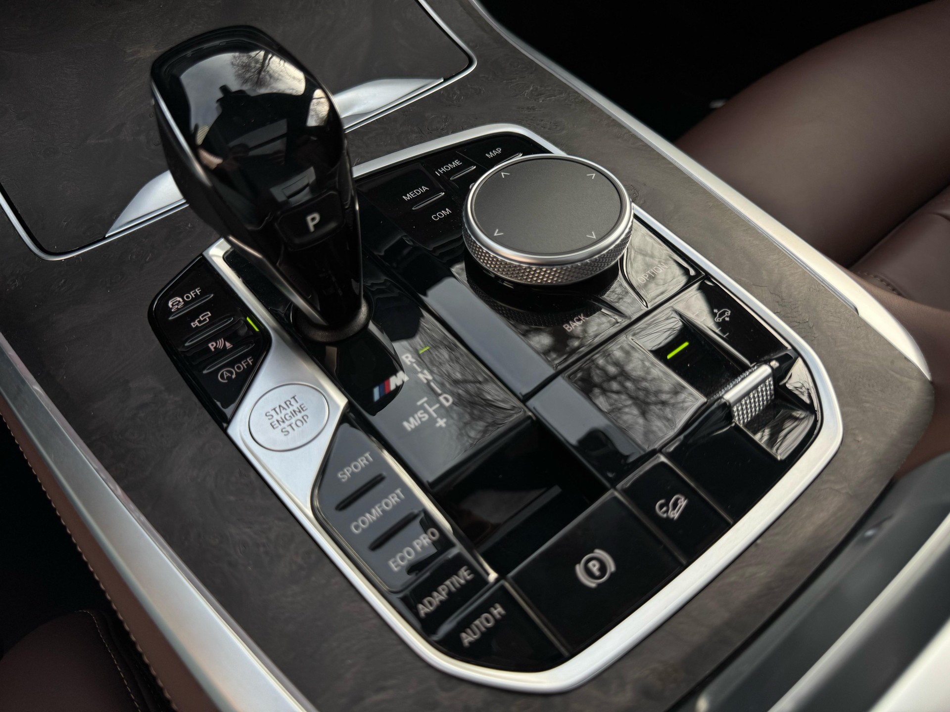 BMW X7 xDrive M50d Steptronic-image-24