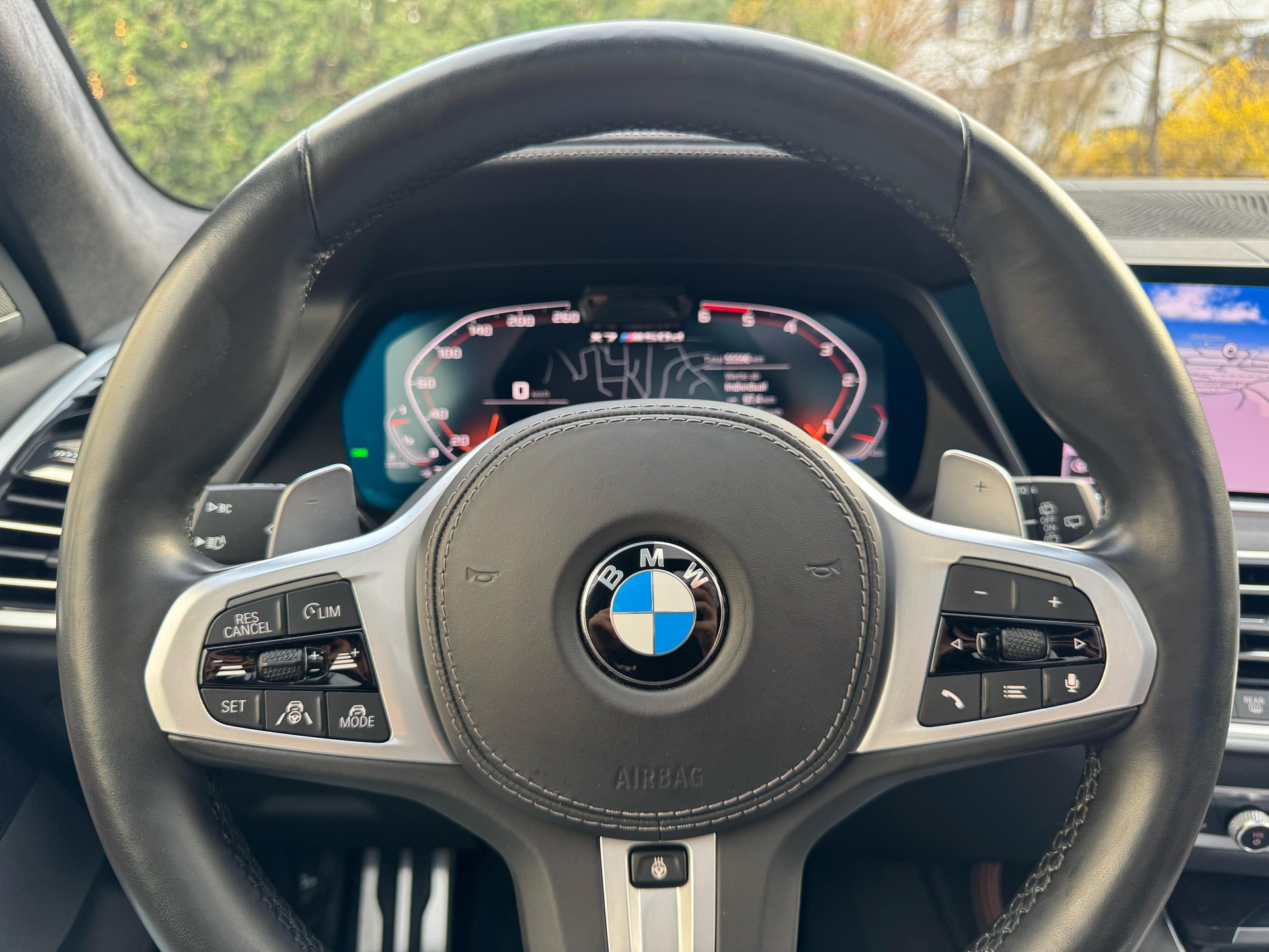 BMW X7 xDrive M50d Steptronic-image-25