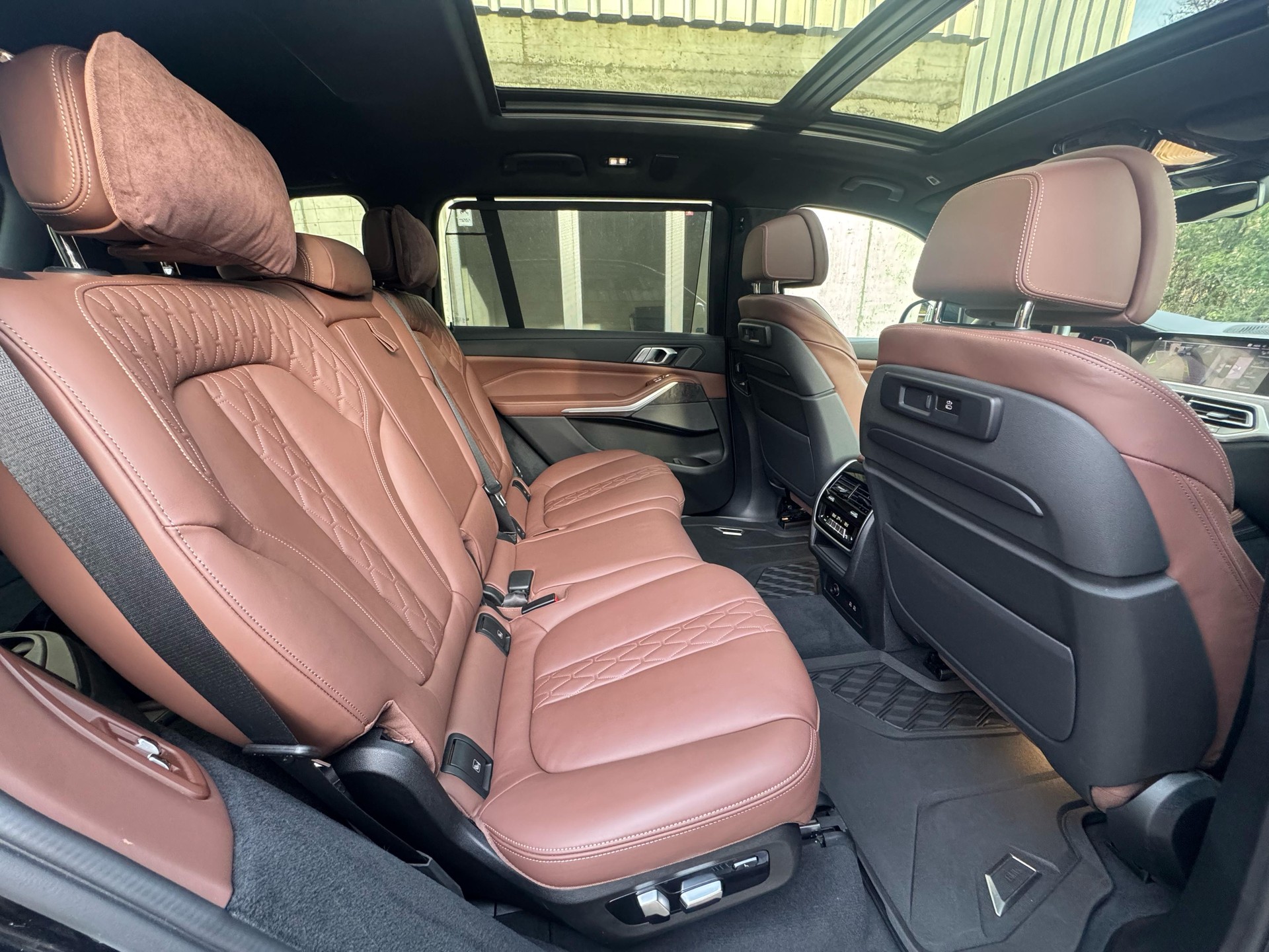 BMW X7 xDrive M50d Steptronic-image-18