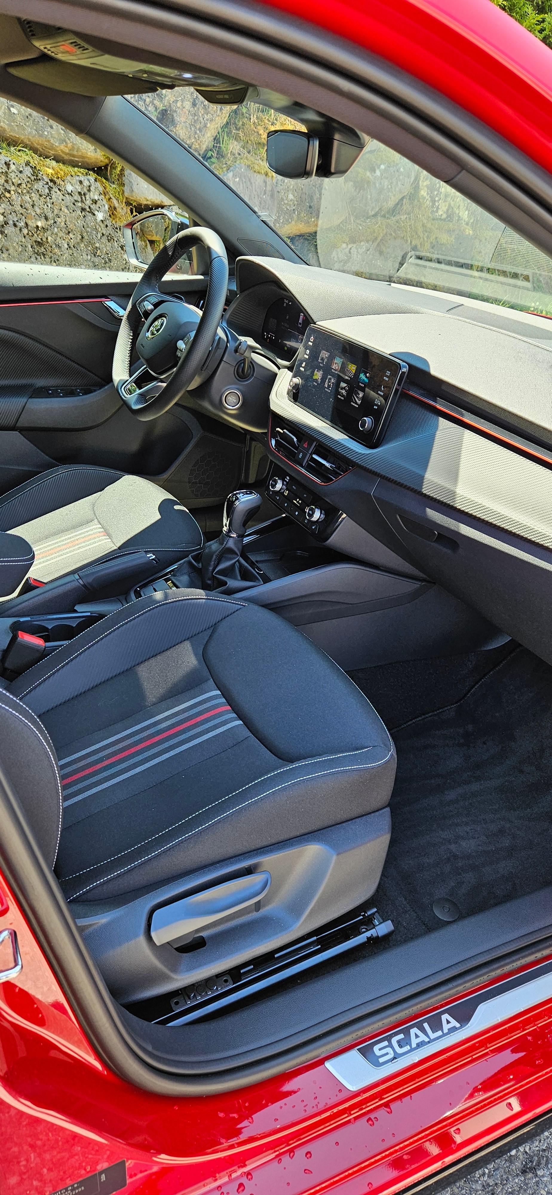 SKODA Scala 1.0 TSI Monte Carlo DSG-image-5