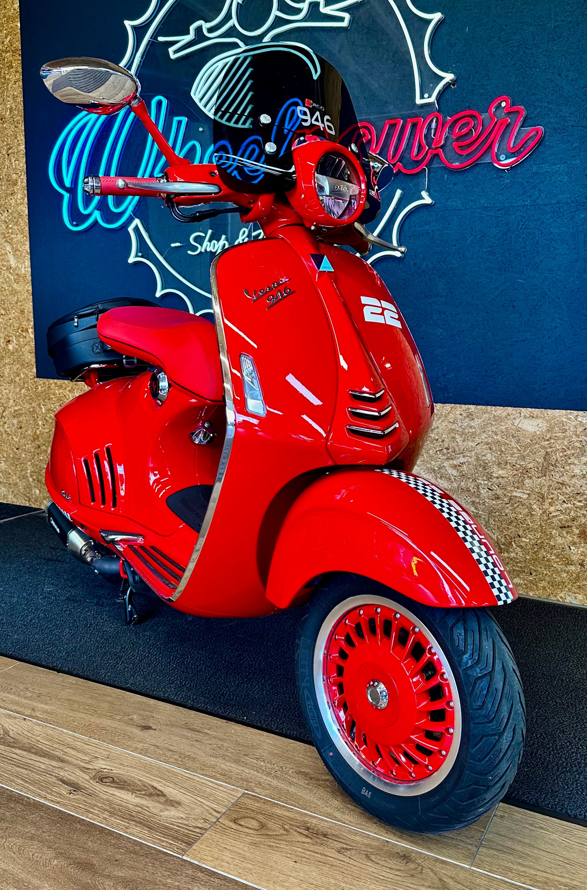 PIAGGIO Vespa 946 125 i.e. ABS Red-image-1