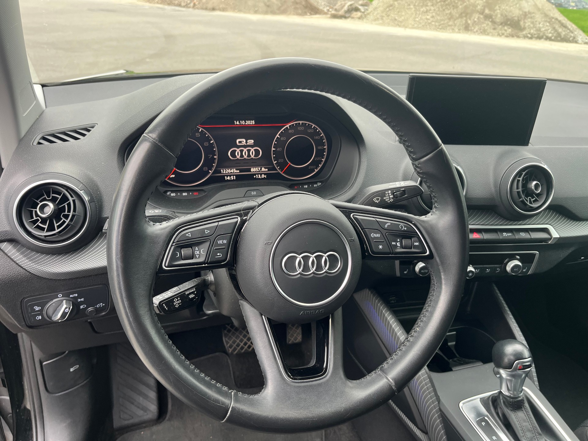 AUDI Q2 35 TFSI AttractionI S-tronic-image-5