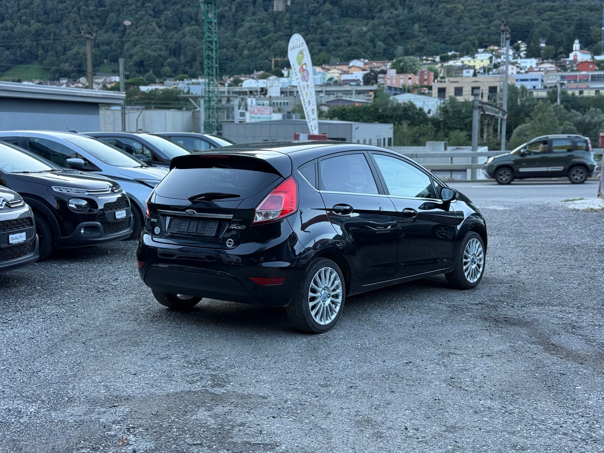 FORD Fiesta 1.0 SCTi Titanium-image-3
