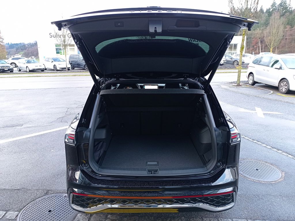 VW Tiguan 2.0 TDI SCR R-Line 4Motion DSG-image-5