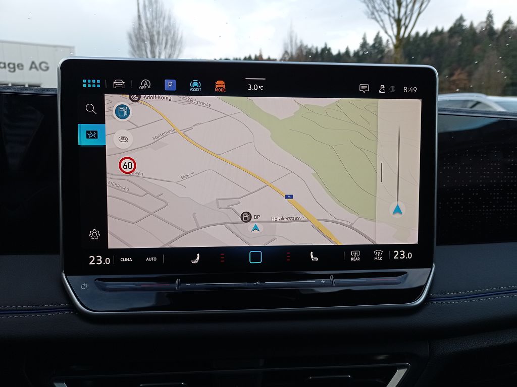 VW Tiguan 2.0 TDI SCR R-Line 4Motion DSG-image-17