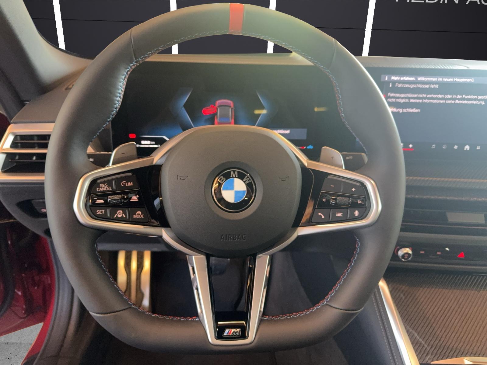 BMW M440i xDrive Cabrio-image-15
