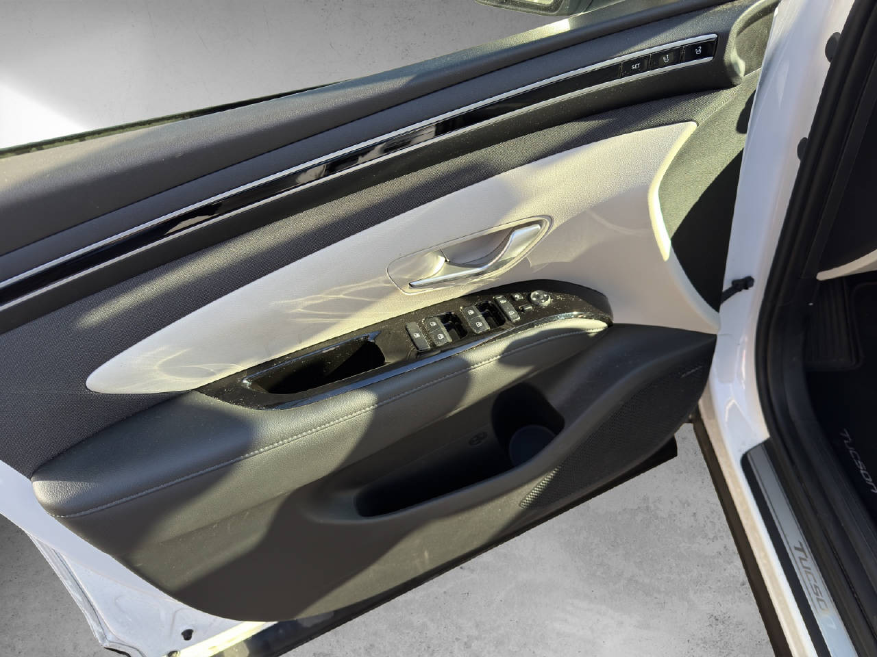 HYUNDAI Tucson 1.6 T-GDi PHEV Vertex 4WD-image-13