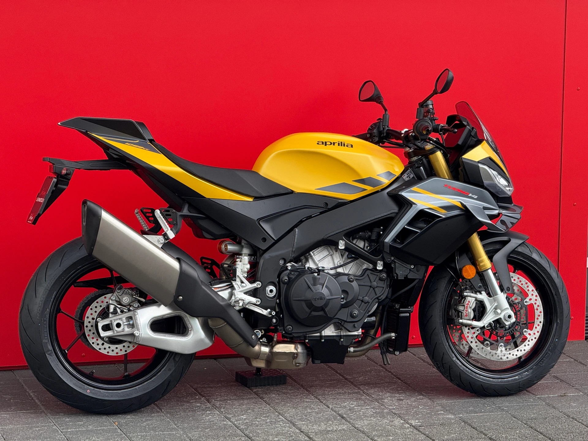 APRILIA Tuono V4 1100-image-10