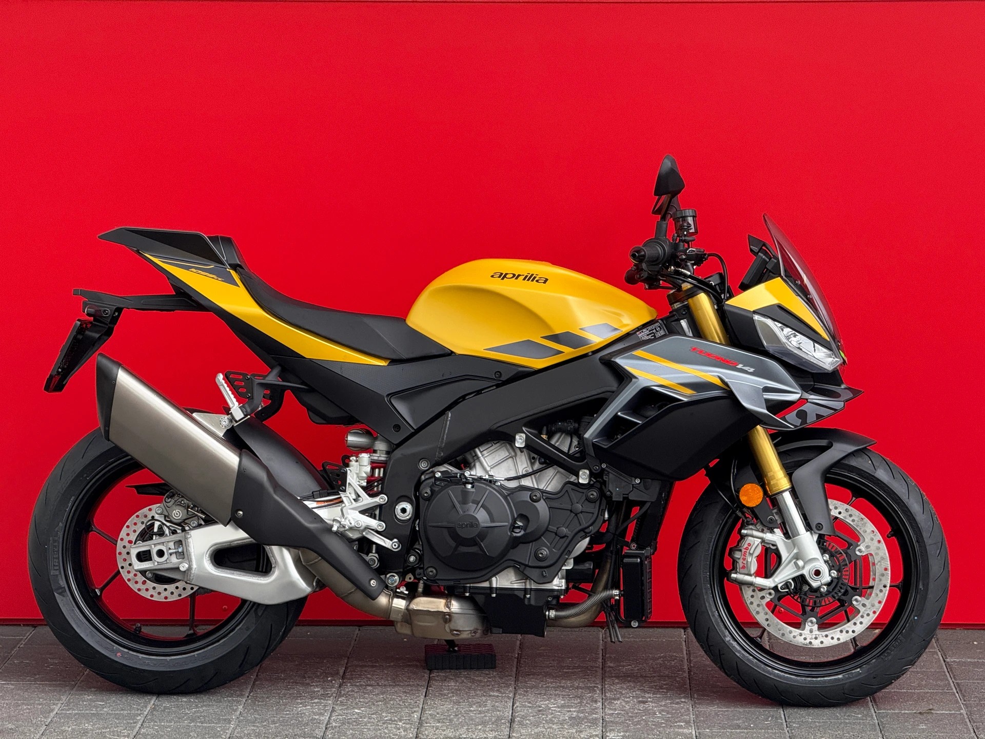 APRILIA Tuono V4 1100