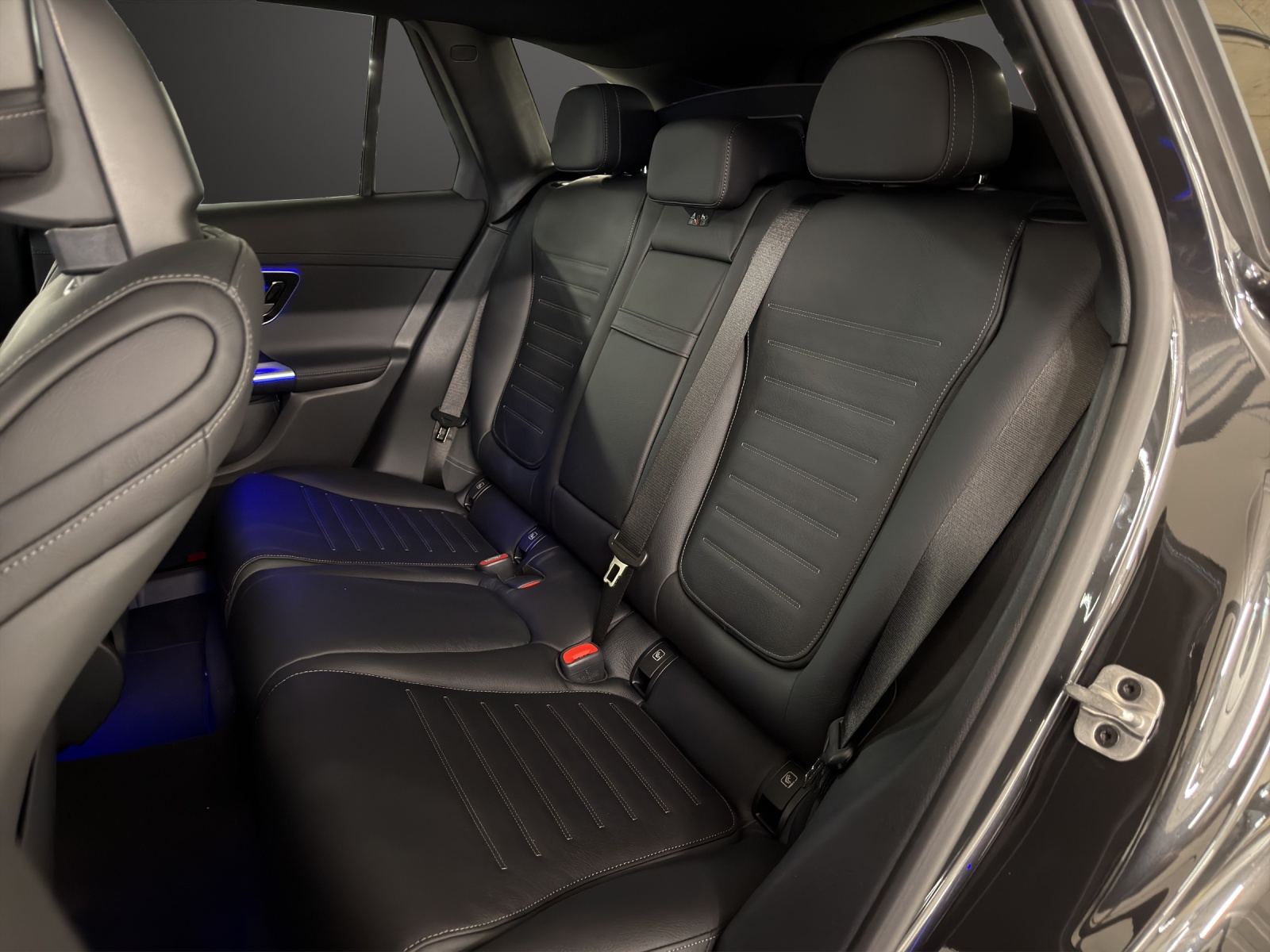 MERCEDES-BENZ GLC 300 de 4Matic 9G-Tronic-image-14