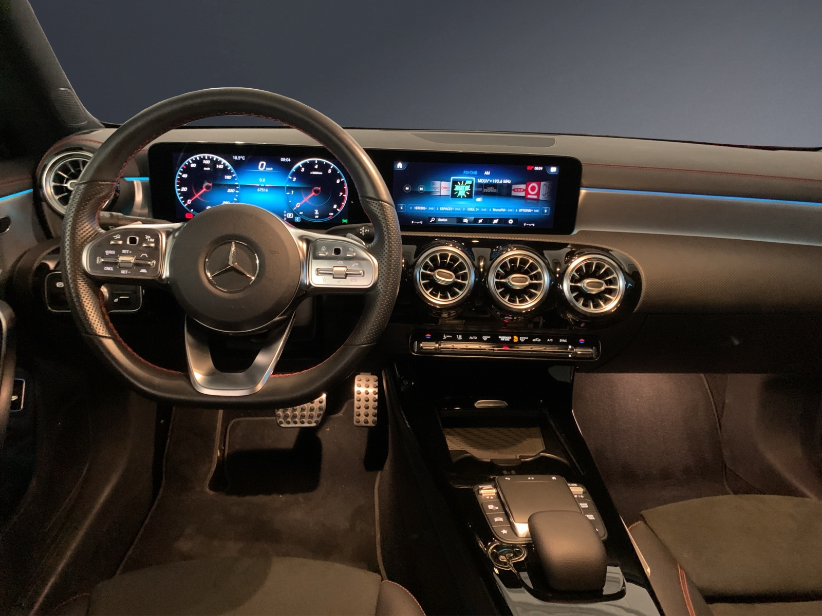 Image MERCEDES-BENZ CLA-220 CLA 220 AMG Line 4Matic
