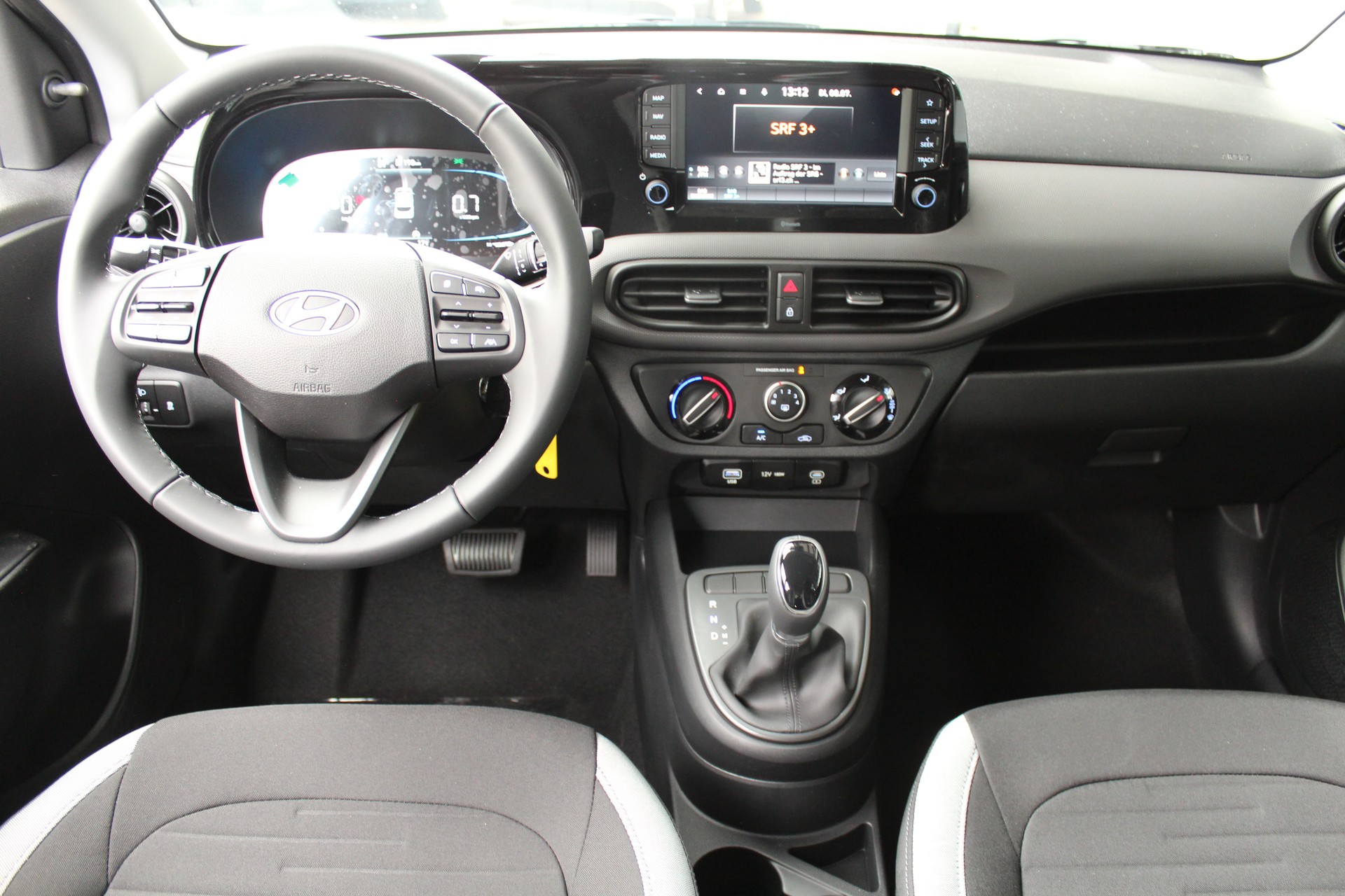 HYUNDAI i10 1.0 Origo Aut. (My25)-image-12