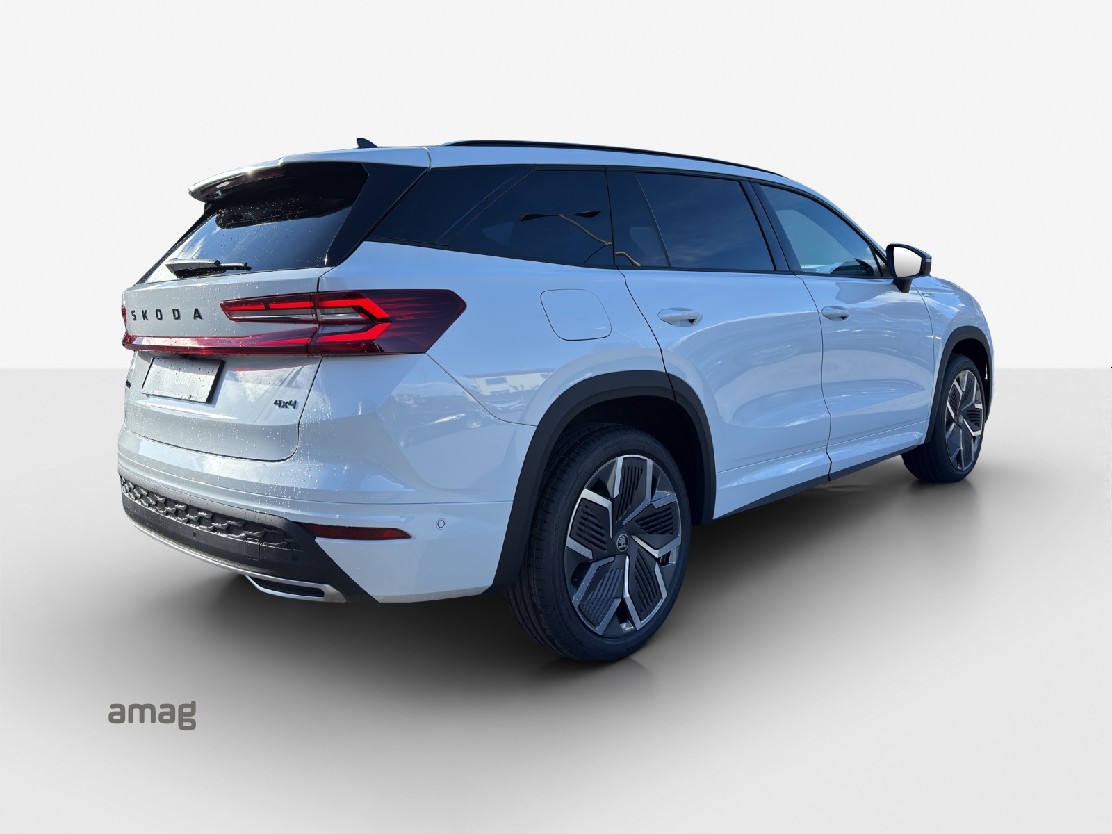 SKODA Kodiaq 2.0 TSI Sportline 4x4-image-4