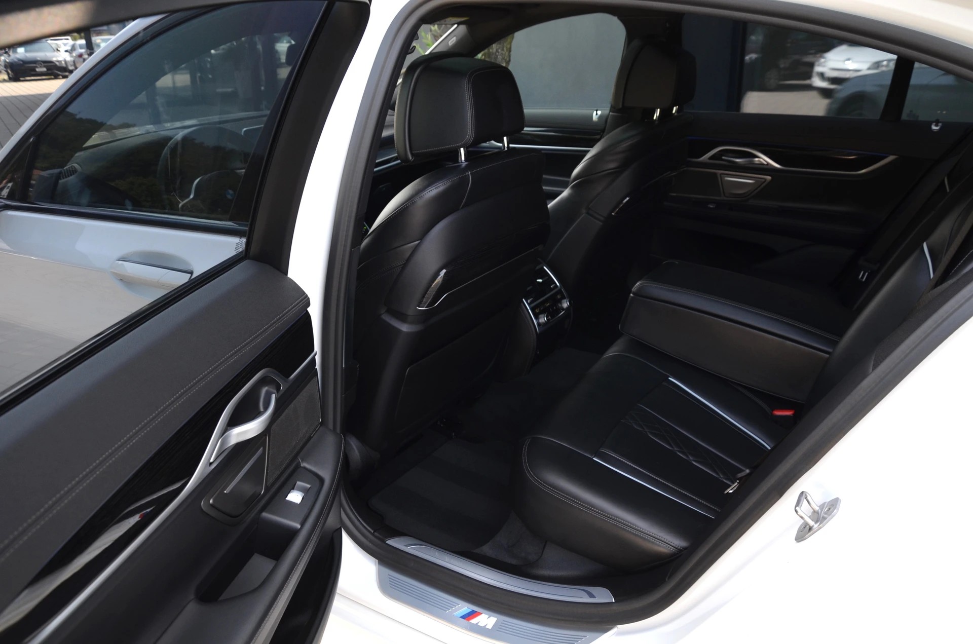 BMW 730d xDrive 48V M Sport Steptronic*Frisch ab MFK,1 Jahr oder 20'000km Garantie auf Motor und Getriebe*-image-11