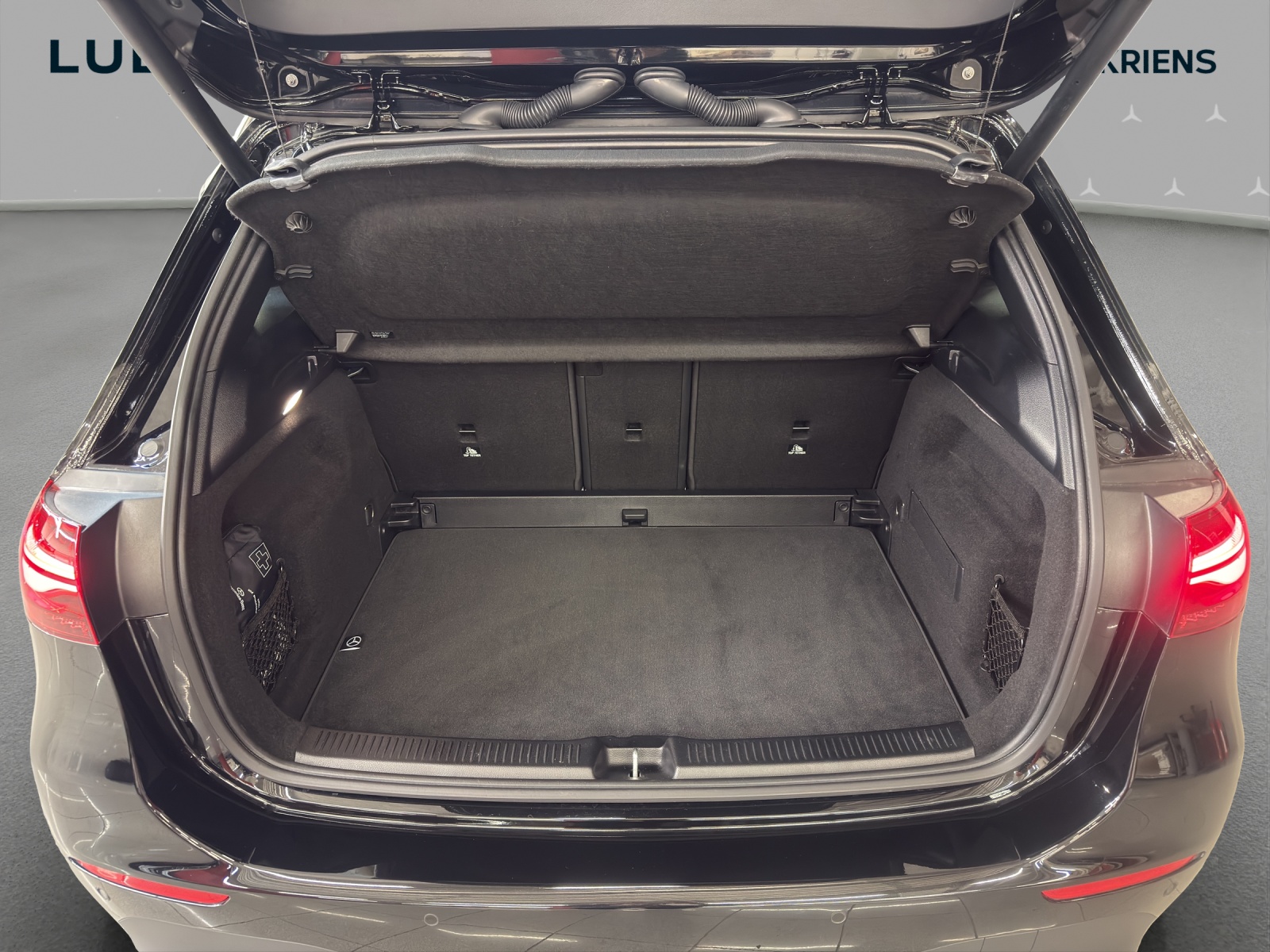 MERCEDES-BENZ B 200 - Progressive / AHK / Rückfahrkamera / Sitzkomfort-Paket-image-14