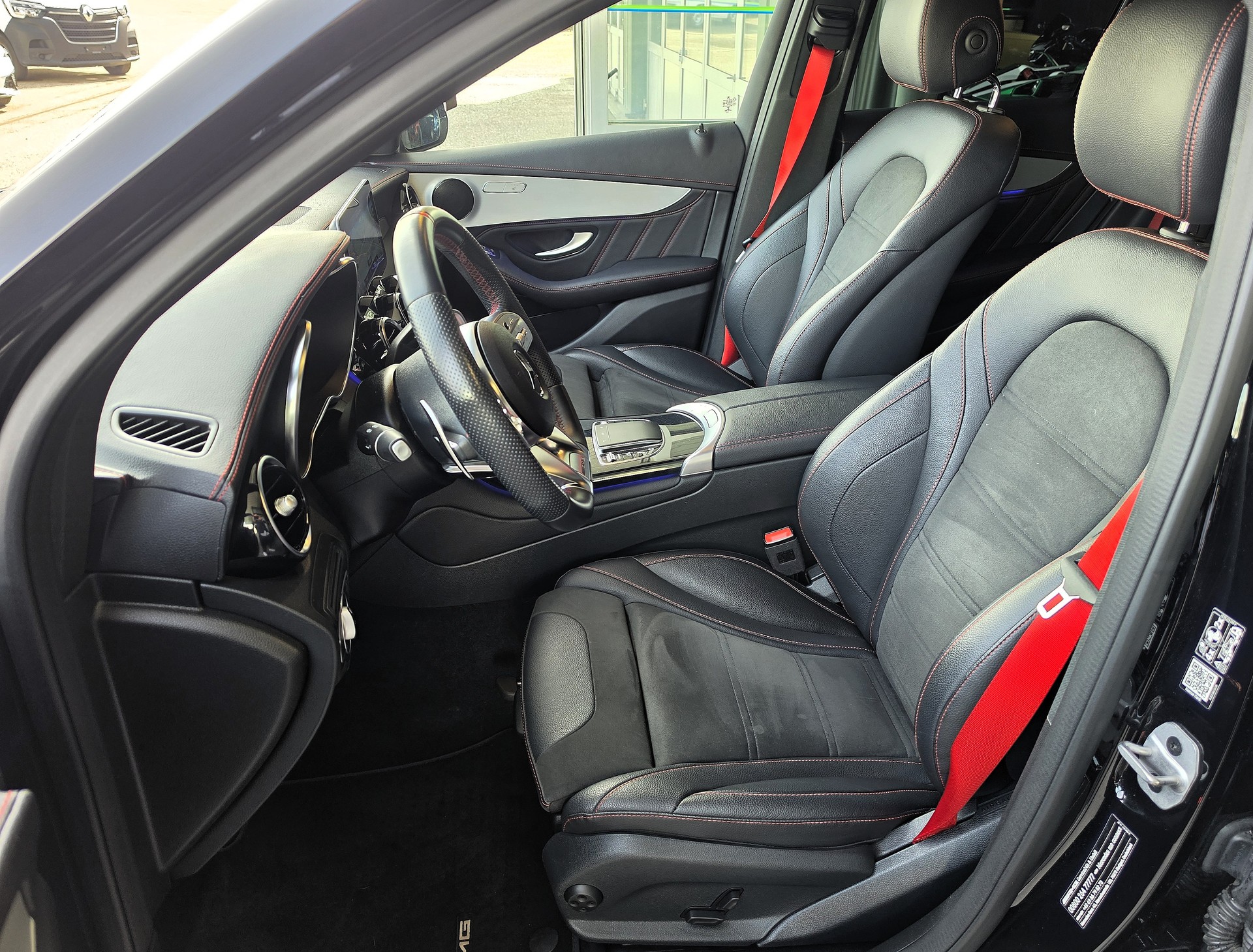 MERCEDES-BENZ GLC 43 AMG 4Matic 9G-Tronic-image-10