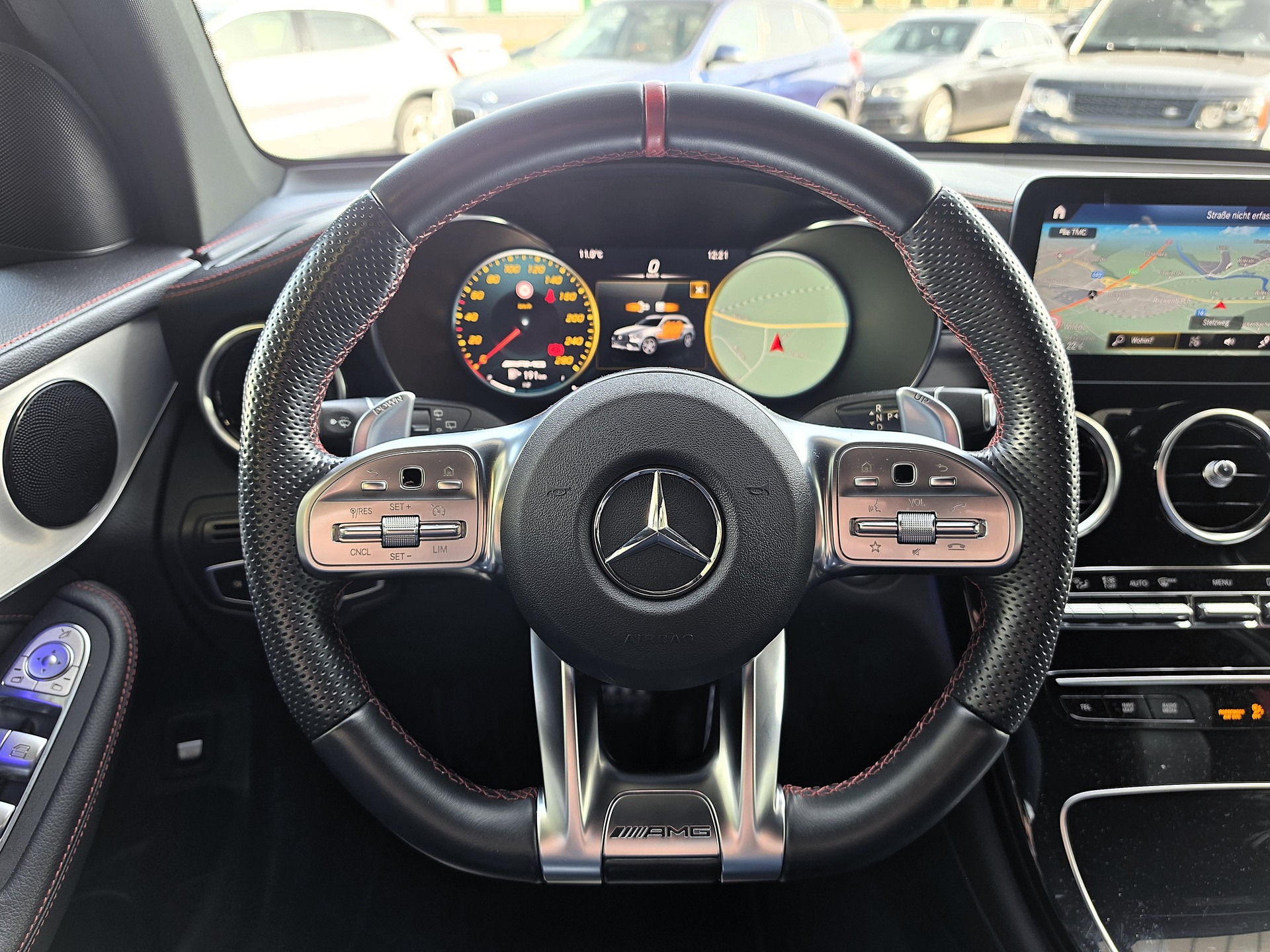 MERCEDES-BENZ GLC 43 AMG 4Matic 9G-Tronic-image-11