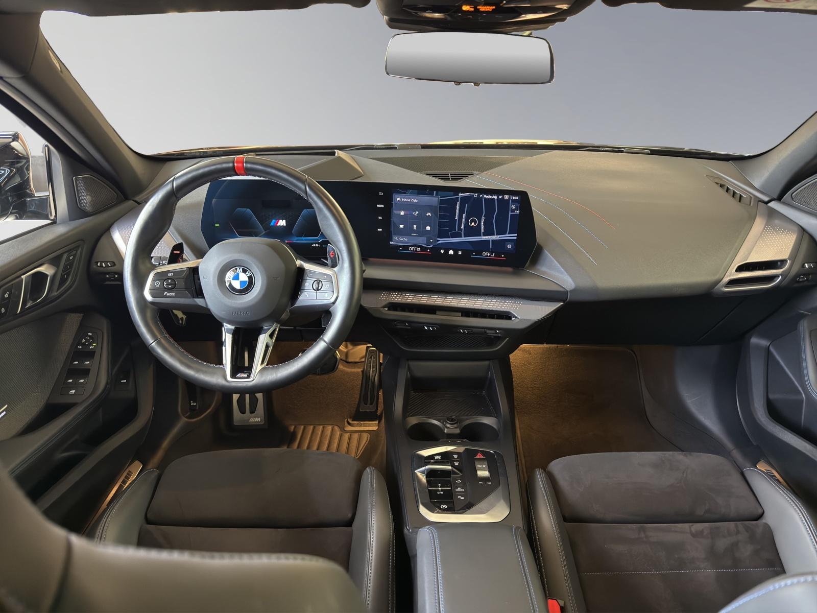 BMW M135i xDrive M-SportPaket Pro-image-9
