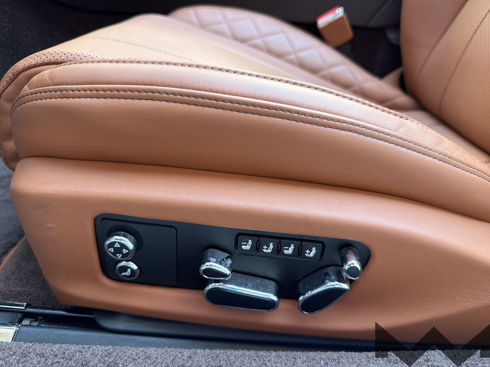 BENTLEY Continental GTC 6.0 W12-image-11