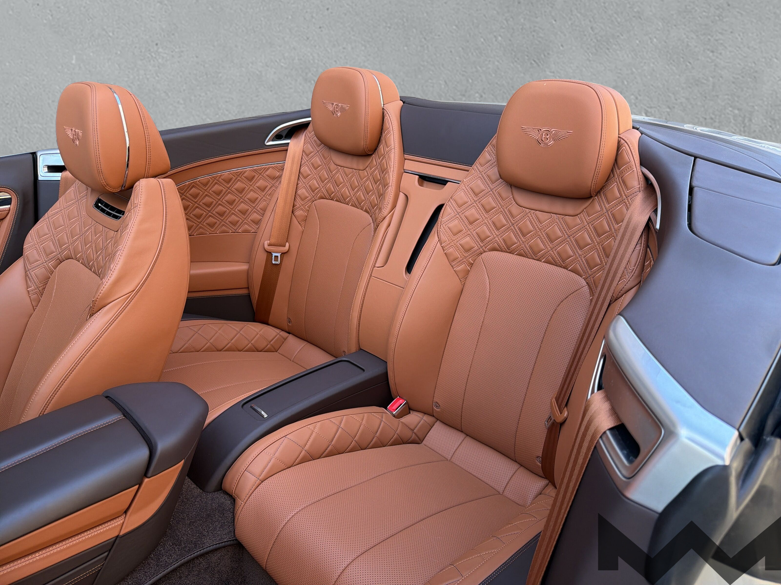 BENTLEY Continental GTC 6.0 W12-image-12