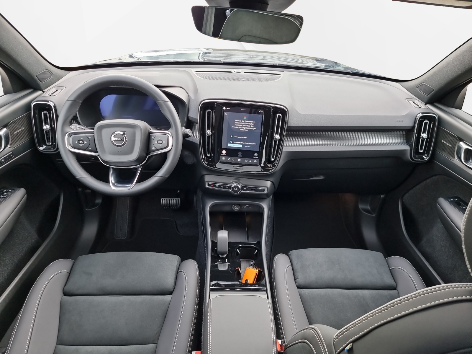 VOLVO EX40 Twin Performance Ultra AWD-image-10