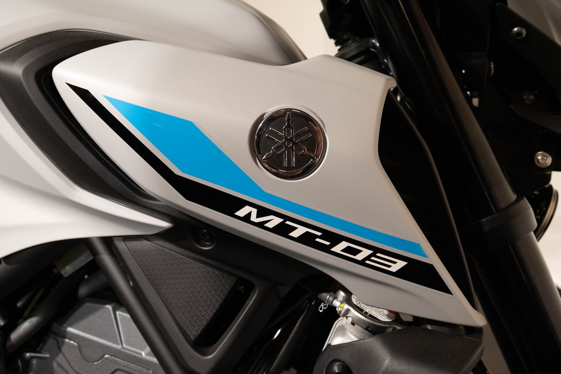 YAMAHA MT-03-image-14
