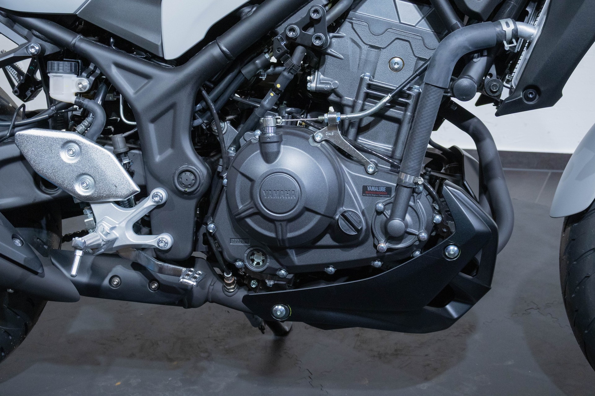 YAMAHA MT-03-image-15