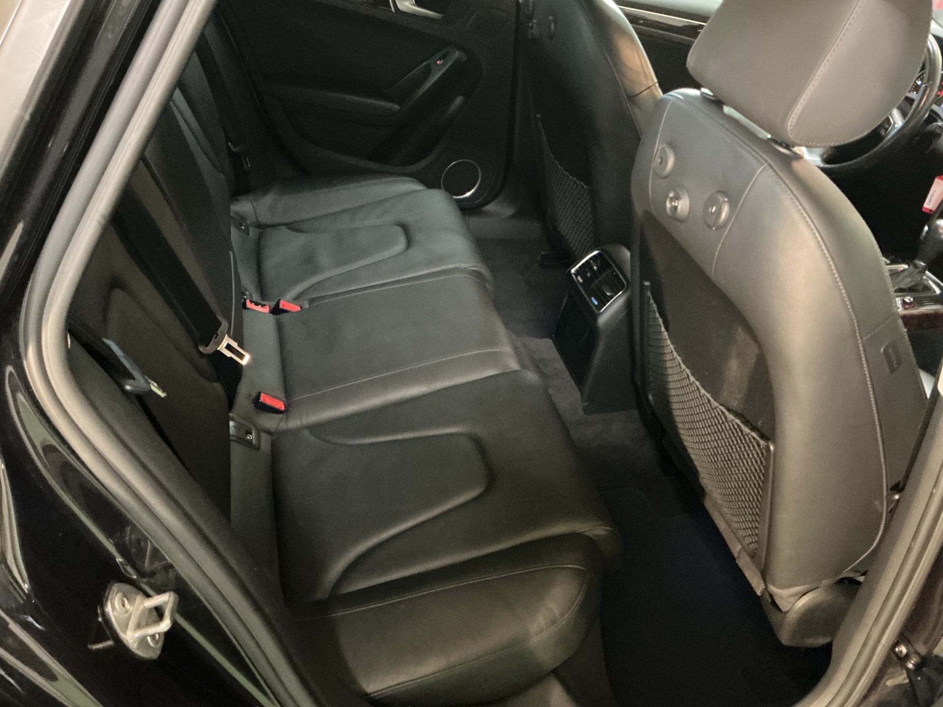 AUDI A4 Limousine 3.0 TDI quattro tiptronic-image-10