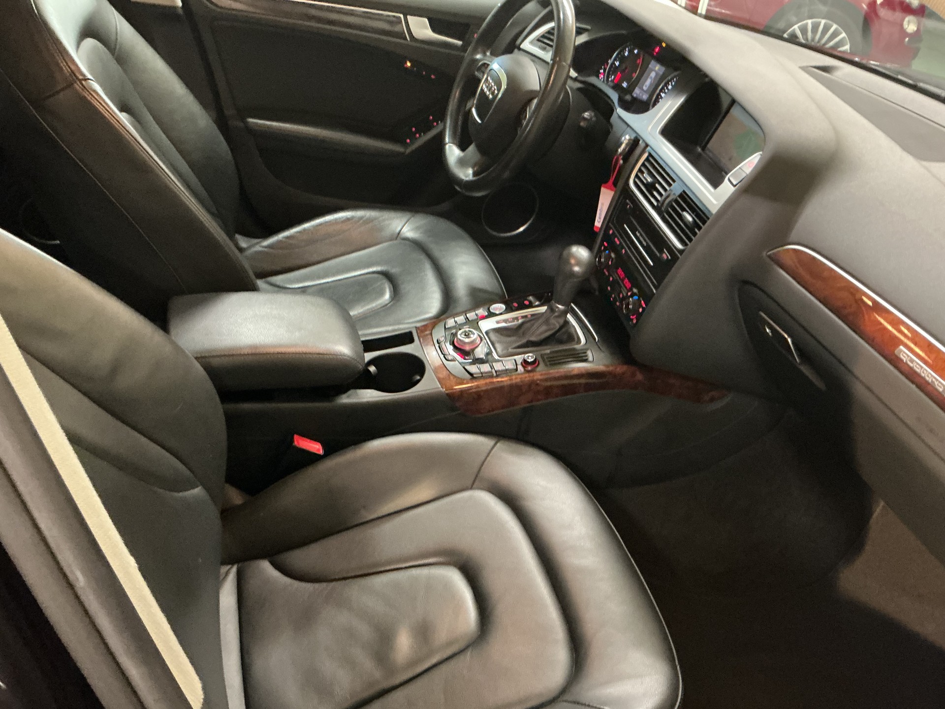 AUDI A4 Limousine 3.0 TDI quattro tiptronic-image-9