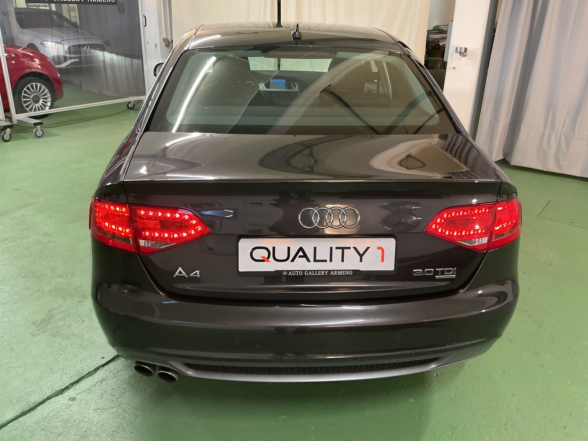 AUDI A4 Limousine 3.0 TDI quattro tiptronic-image-4