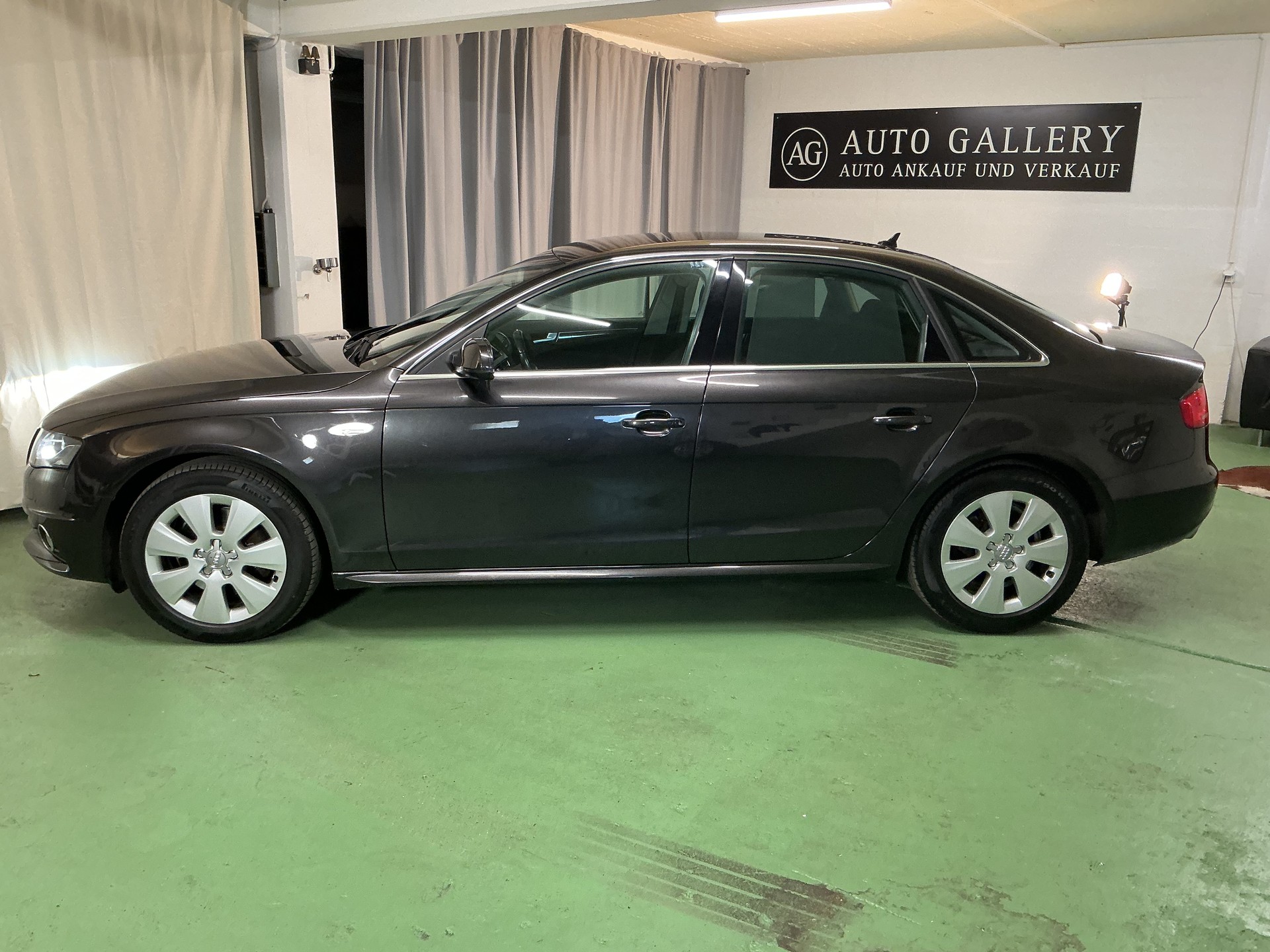 AUDI A4 Limousine 3.0 TDI quattro tiptronic-image-2