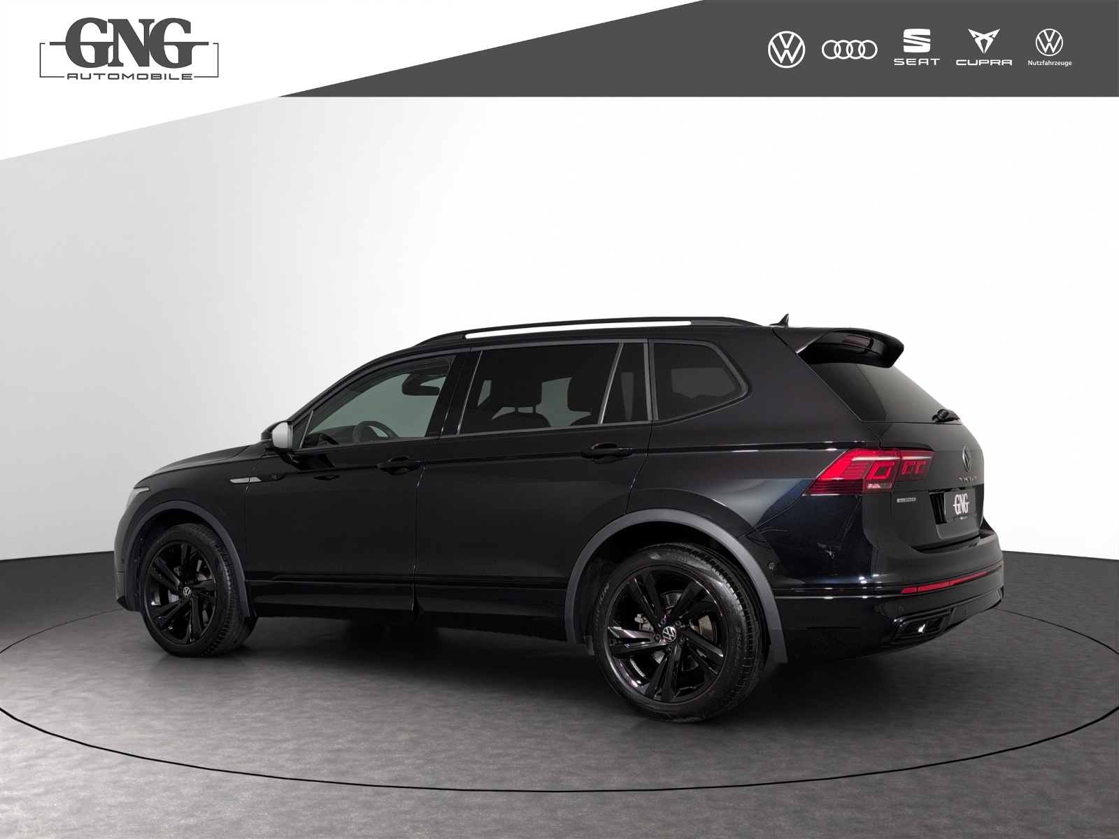 VW Tiguan Allspace 2.0TSI R-Line 4Motion DSG-image-1