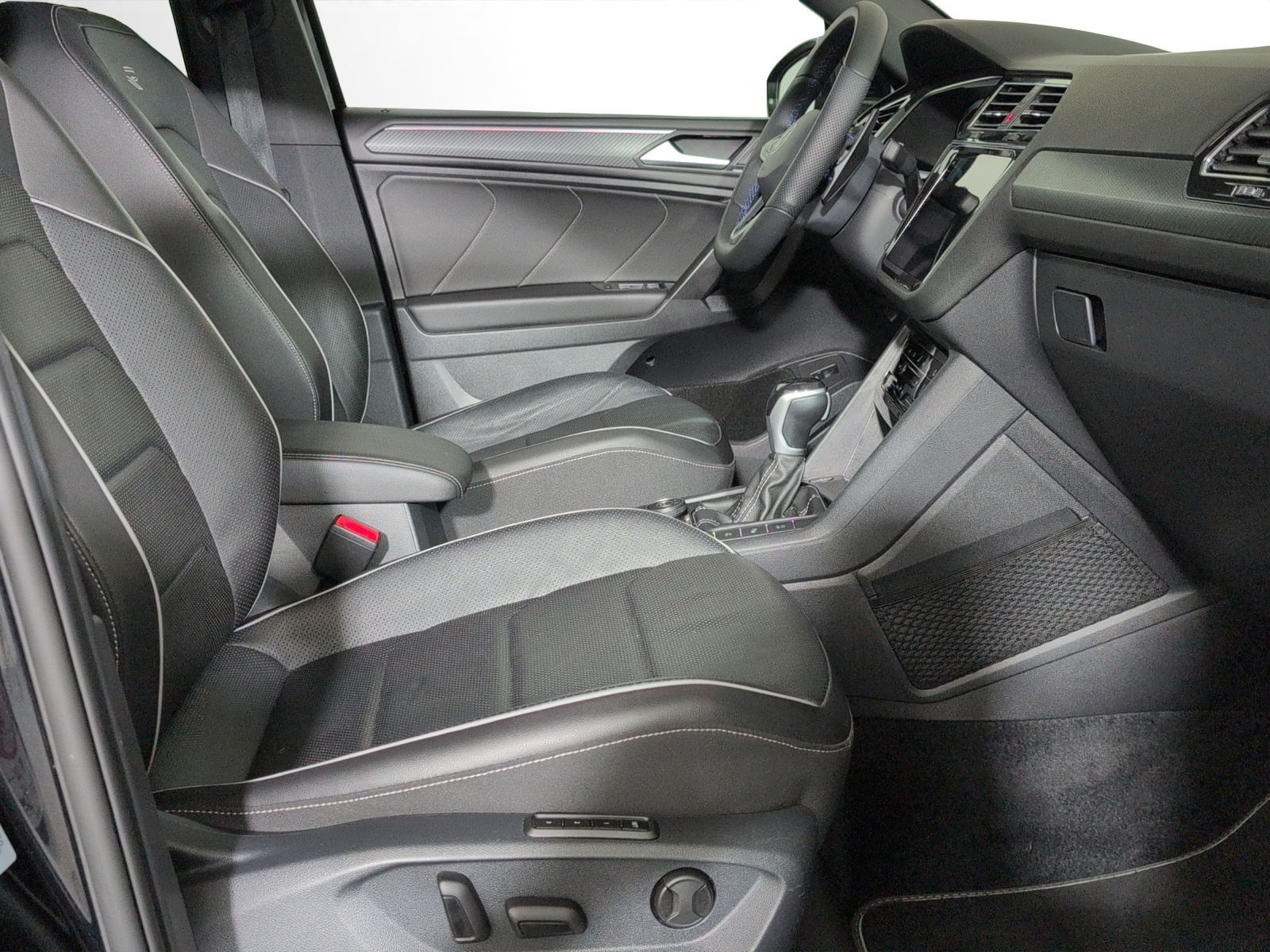 VW Tiguan Allspace 2.0TSI R-Line 4Motion DSG-image-7