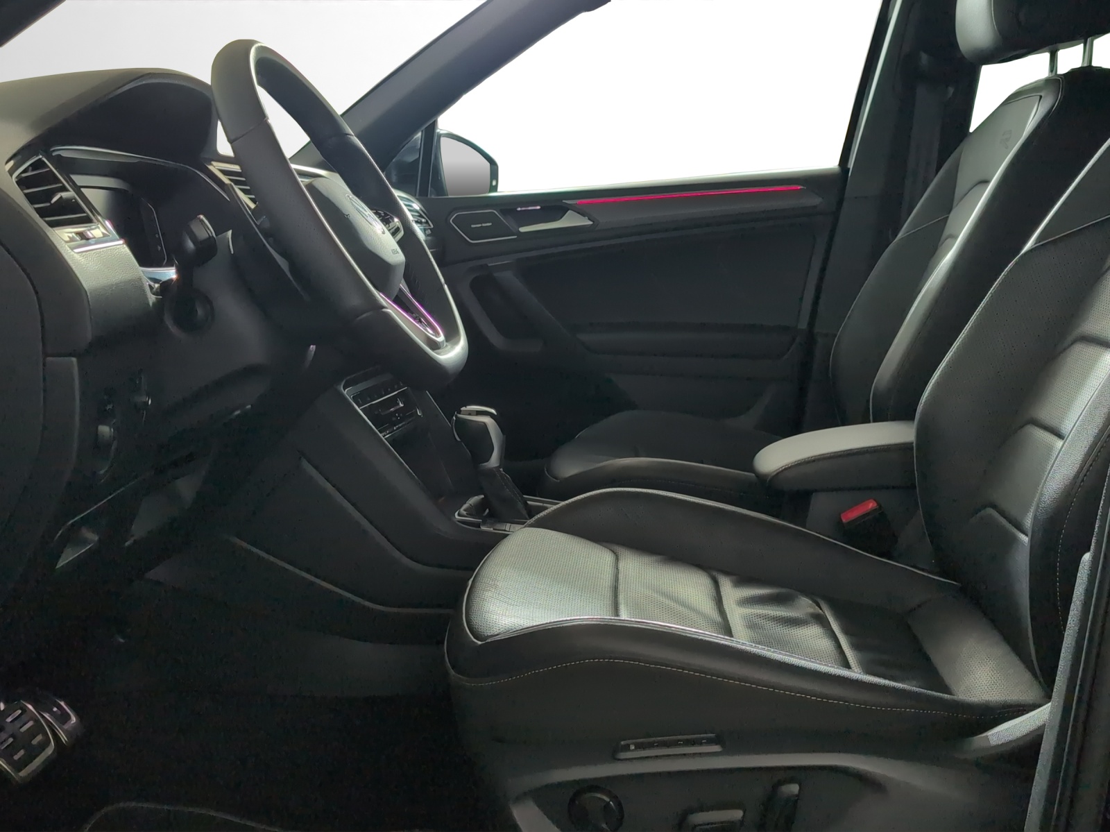 VW Tiguan Allspace 2.0TSI R-Line 4Motion DSG-image-6