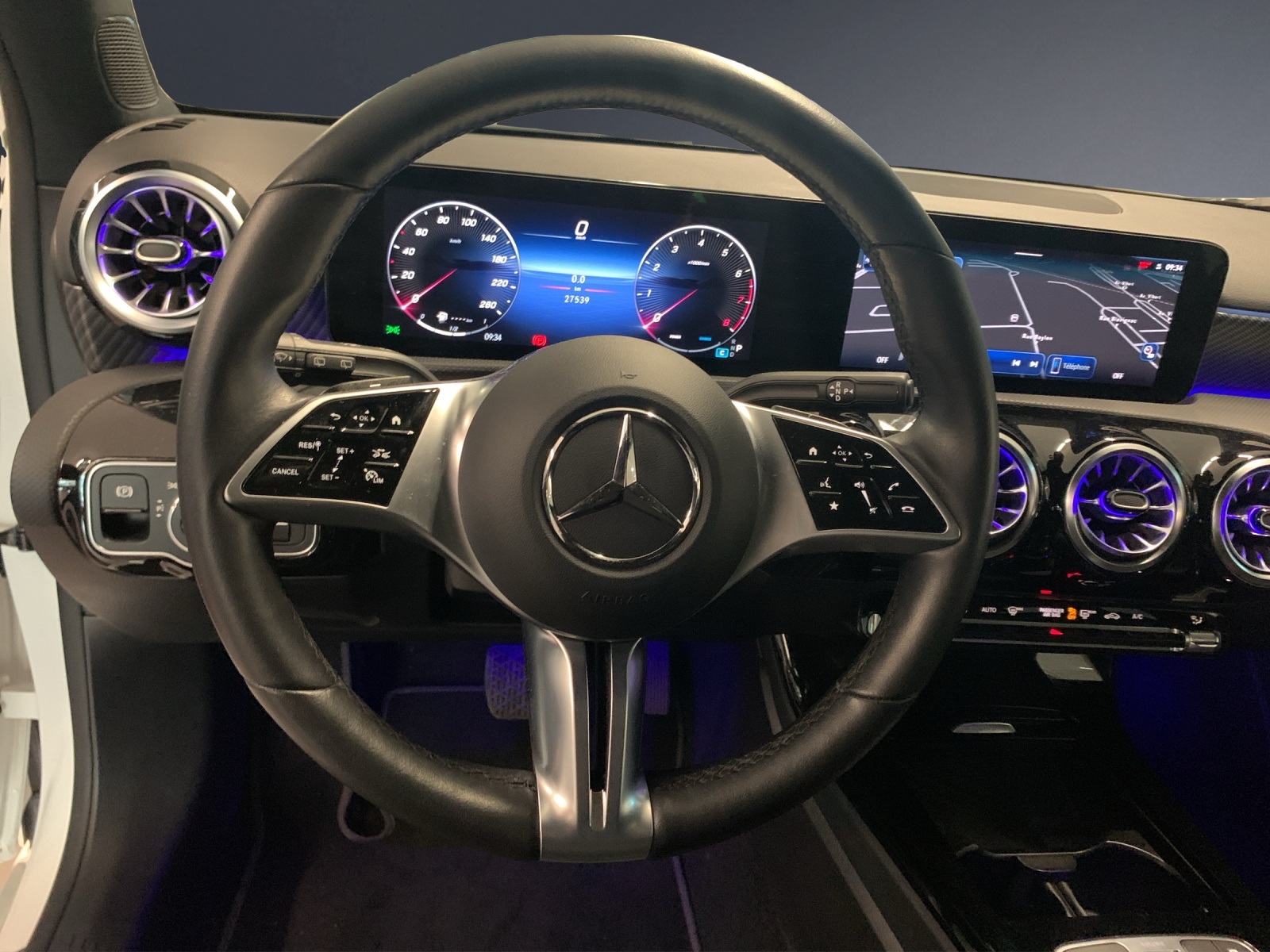 MERCEDES-BENZ A 220 4Matic 8G-DCT-image-7