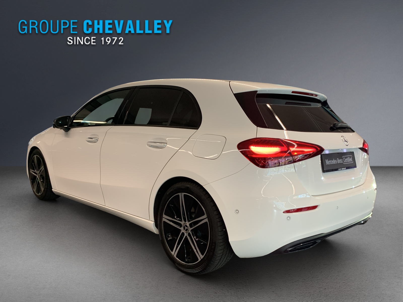 MERCEDES-BENZ A 220 4Matic 8G-DCT-image-2