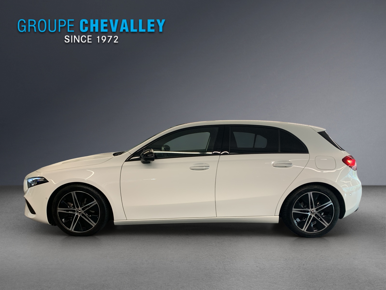 MERCEDES-BENZ A 220 4Matic 8G-DCT-image-3