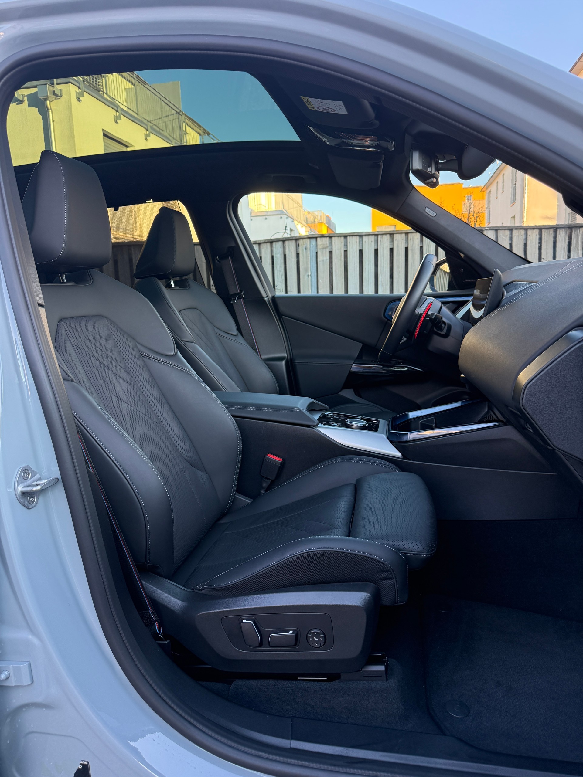 BMW X3 xDRIVE M50 48V M SPORT PRO*EL. PANORAMADACH*EL. AHK*STANDHEIZUNG*-image-16