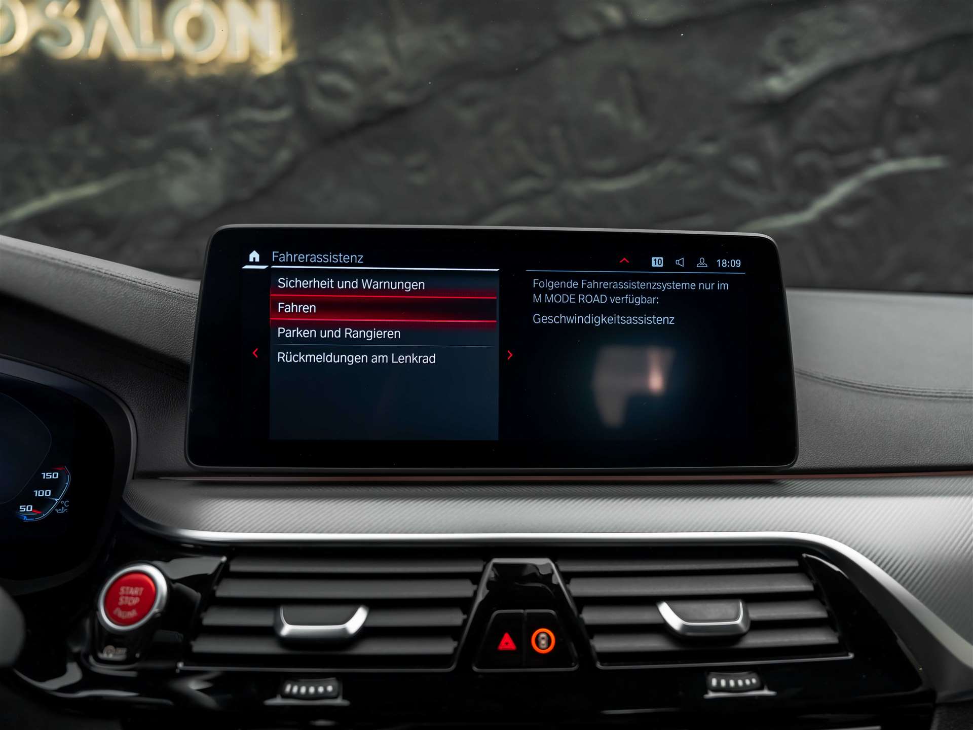 BMW M5 xDrive Competition Drivelogic *Carbon Dach*Head-Up*360°*-image-49