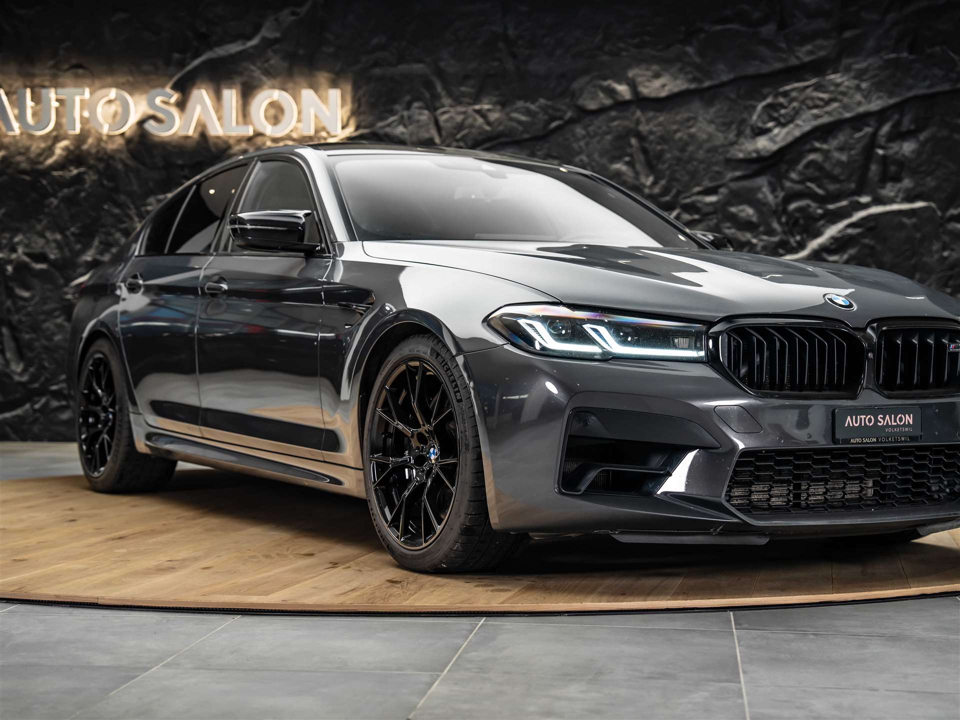 BMW M5 xDrive Competition Drivelogic *Carbon Dach*Head-Up*360°*-image-24