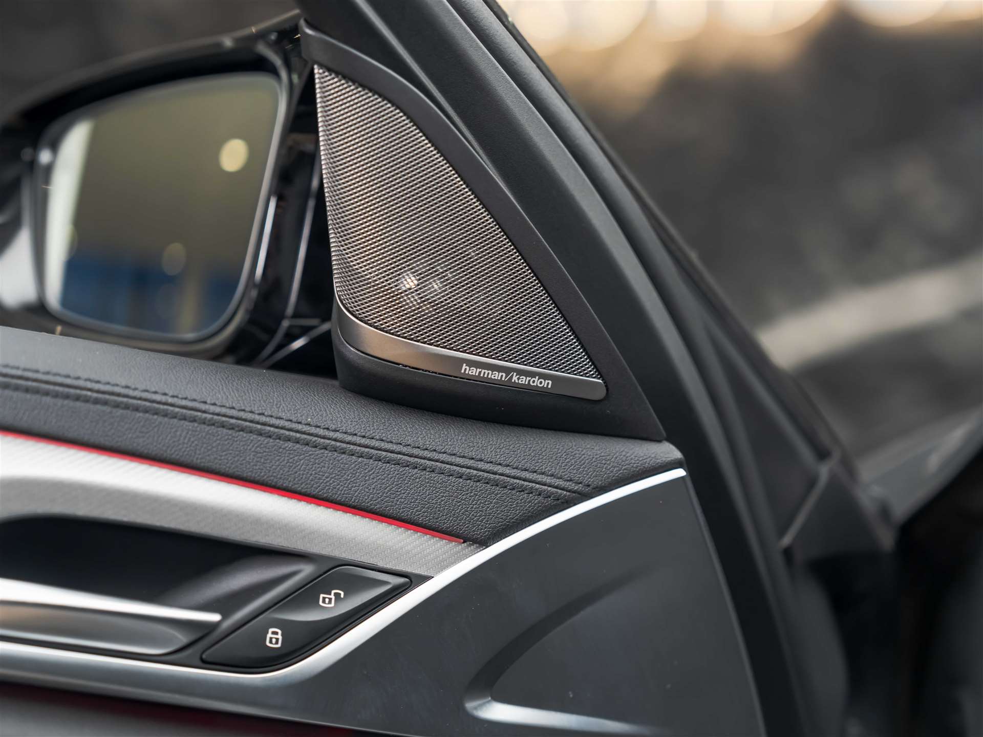BMW M5 xDrive Competition Drivelogic *Carbon Dach*Head-Up*360°*-image-27